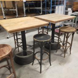  - kroeg meubilair bruin café stoelen barkrukken bartafels (7)