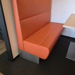  - set treinbanken afm totale hoogte 175 cm zit hoogte 45 cm rughoogte 130 cm zitdiepte 50 cm totale breedte 130 cm  (2)