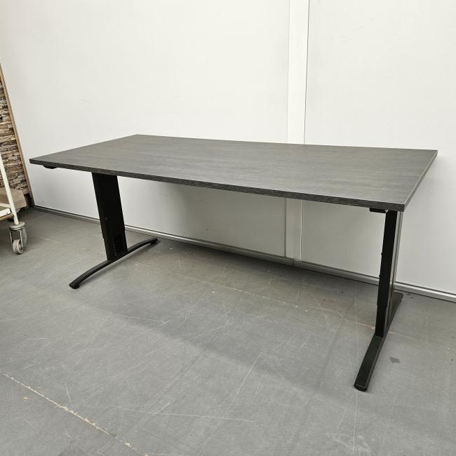  - 2025-11-21 10.27.33