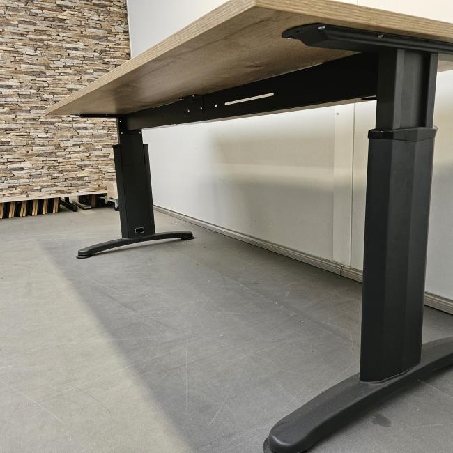  - 2025-11-25 09.28.54