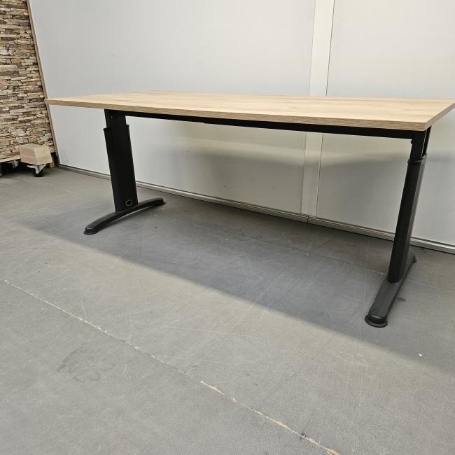  - 2025-11-25 09.28.41