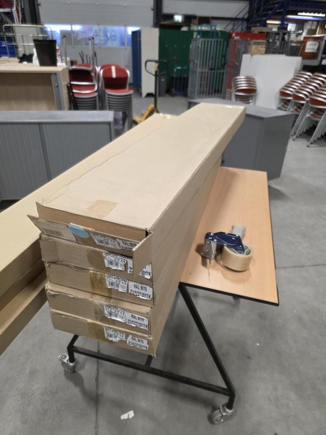  - PENDEL 2X28 WATT WIT  (5)