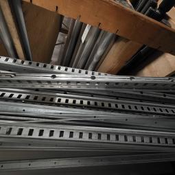  - Stijl 2000 mm verzinkt voor Medium Duty Legbordstelling (3)