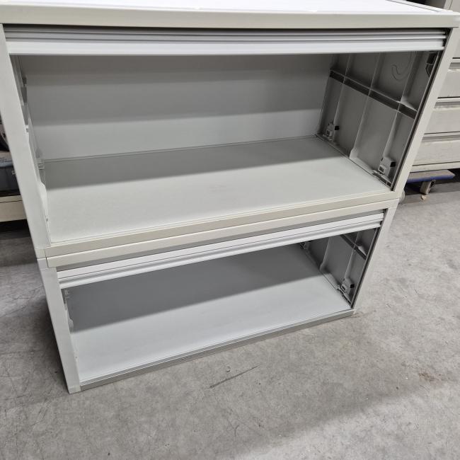  - kunststof kast met roldeur afm 89x87x45 cm br.hxd  (1)