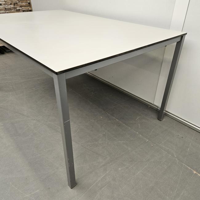  - 2025-11-22 12.01.03