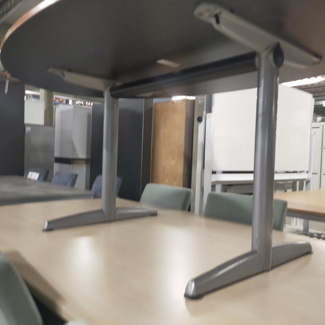  - 1x ahrend 500 ovaal ahorn kleur blad alugrijze metalen poten demontabel (5)