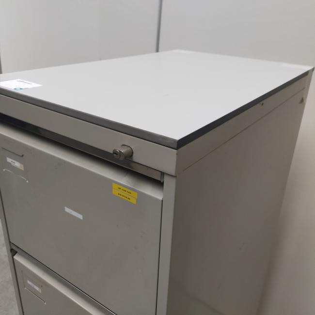  - 1x ahrend oda industriele metalen ladekast (2)