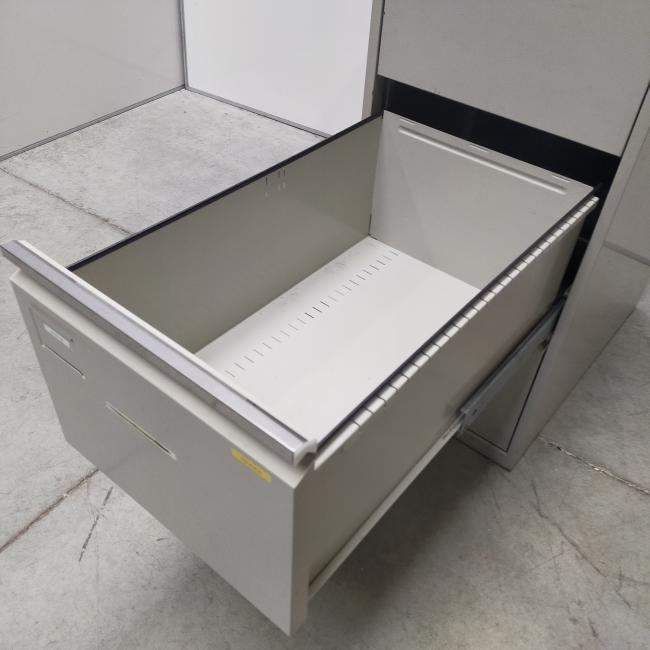  - 1x ahrend oda industriele metalen ladekast (11)