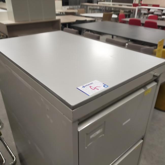  - 1x ahrend oda industriele metalen ladekast (14)