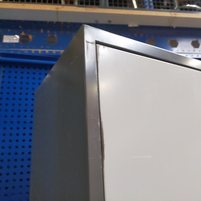  - 1x ahrend stalen 2-deurs werkplaatskast (6)