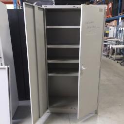  - 1x indistriele stalen kast LIPS zonder slot (9)