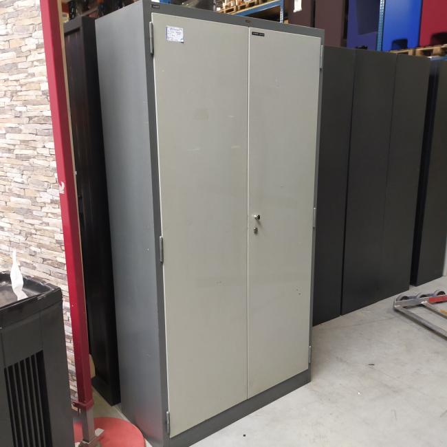  - 1x Lips donkergrijs (2)