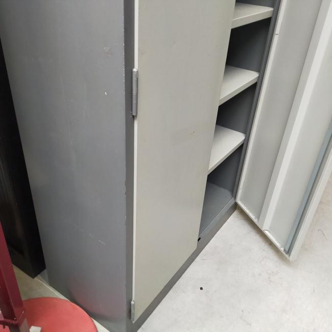  - 1x Lips donkergrijs (4)