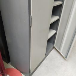  - 1x Lips donkergrijs (4)