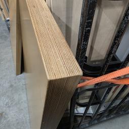  - dikke multiplex bladen 56 mm dik  2x160 en 9x120 en 5x150 cm  (5)