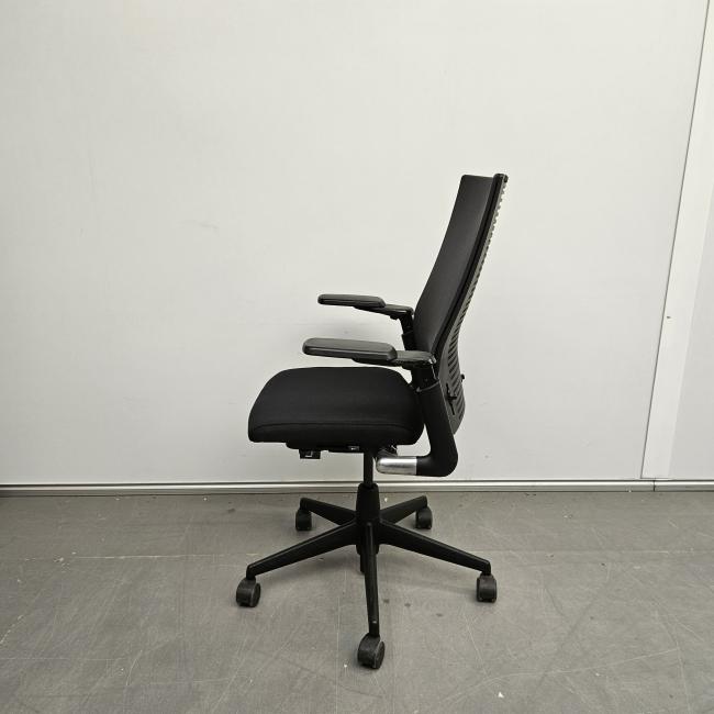  - 2025-12-16 11.51.49