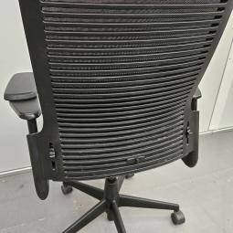  - 2025-12-16 11.51.57