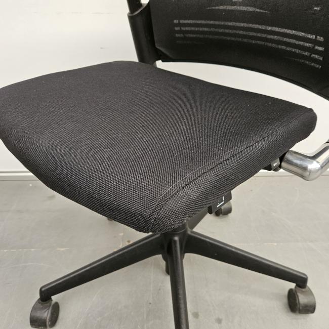  - 2025-12-16 11.52.04