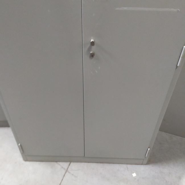  - set 3x Lips stalen werkplaatskasten intensief gebruikt met div gebruikssporen en lakschade (17)