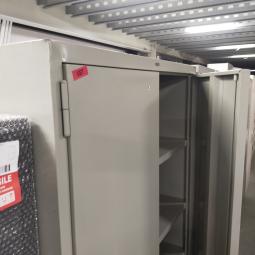  - set 3x Lips stalen werkplaatskasten intensief gebruikt met div gebruikssporen en lakschade (29)