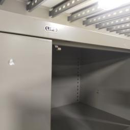  - set 3x Lips stalen werkplaatskasten intensief gebruikt met div gebruikssporen en lakschade (30)