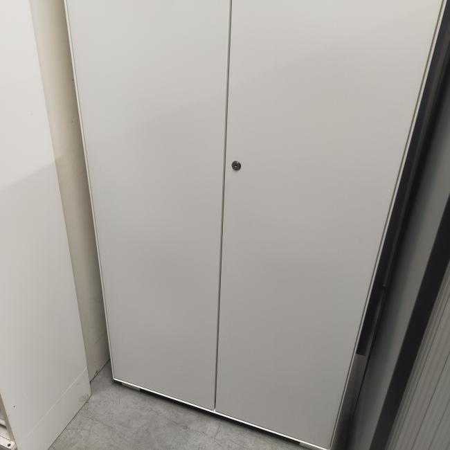  - partij witte metalen 2-deurs kantoorkasten incl sleutels nieuwstaat!! (27)