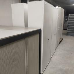  - partij witte metalen 2-deurs kantoorkasten incl sleutels nieuwstaat!! (29)