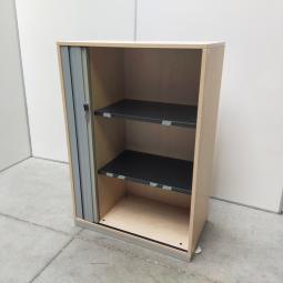  - 1x steelcase ahrend houtkleur met grijze kunststof roldeur en 2x zwarte ihv metalen schappen (7)