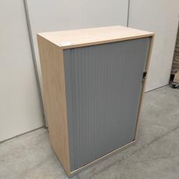  - 1x steelcase ahrend houtkleur met grijze kunststof roldeur en 2x zwarte ihv metalen schappen (12)