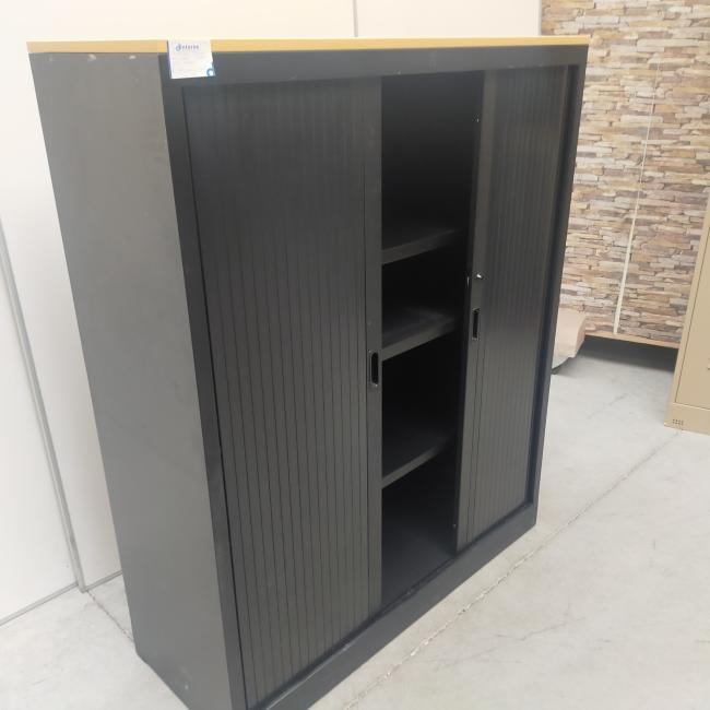  - 179,- pst 3x schaffenburg zwart met beuken kleur blad 148x120x45 cm zonder sleutels en 3x ihv schappen per kast (5)