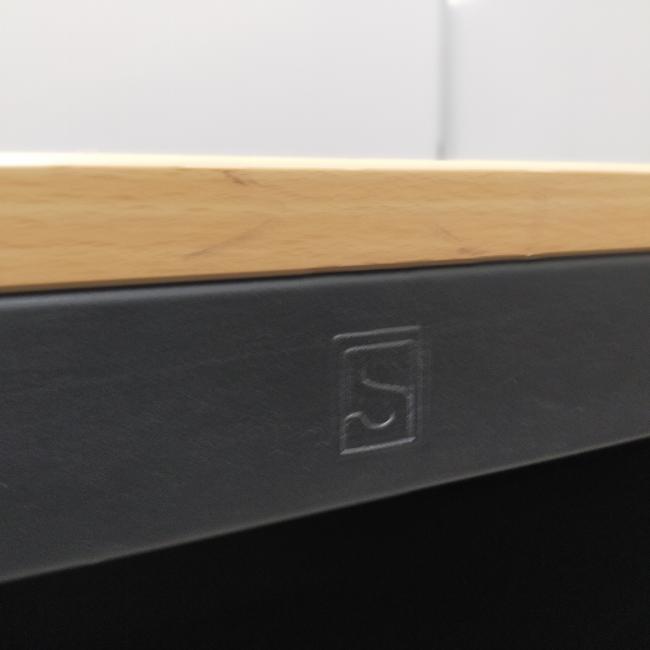  - 179,- pst 3x schaffenburg zwart met beuken kleur blad 148x120x45 cm zonder sleutels en 3x ihv schappen per kast (8)