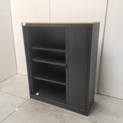  - 179,- pst 3x schaffenburg zwart met beuken kleur blad 148x120x45 cm zonder sleutels en 3x ihv schappen per kast (9)