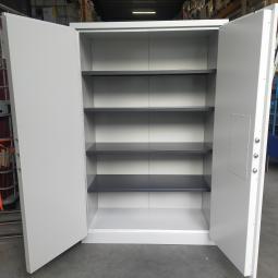  - 1x Sistec dikwandige brandvertragende kluiskast met 1x baardsleutel en 4 ihv metalen schappen (15)