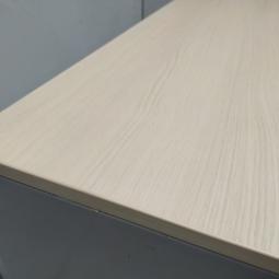  - ahrend alugrijs met lichte houtstrctuur blad (7)