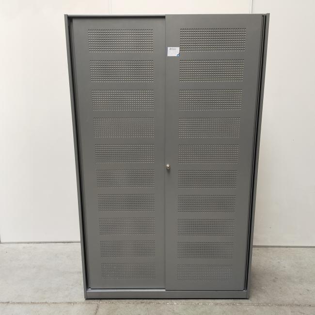  - ahrend alugrijze metalen akoestische kast schuifdeuren (4)