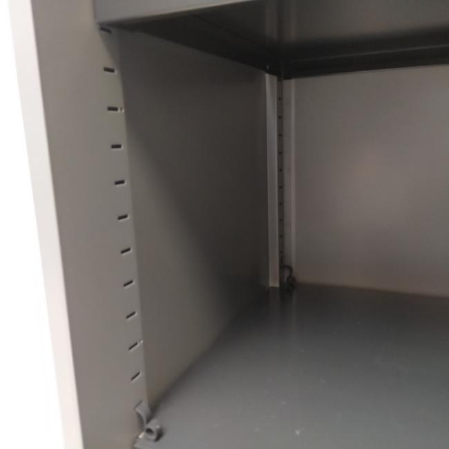  - ahrend alugrijze metalen akoestische kast schuifdeuren (14)