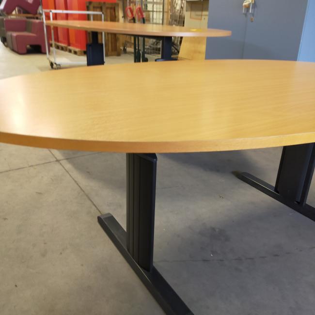  - Choreo antraciet metalen frame ihv met schroeven demontabel met ovaal beuken kleur houten blad (1)