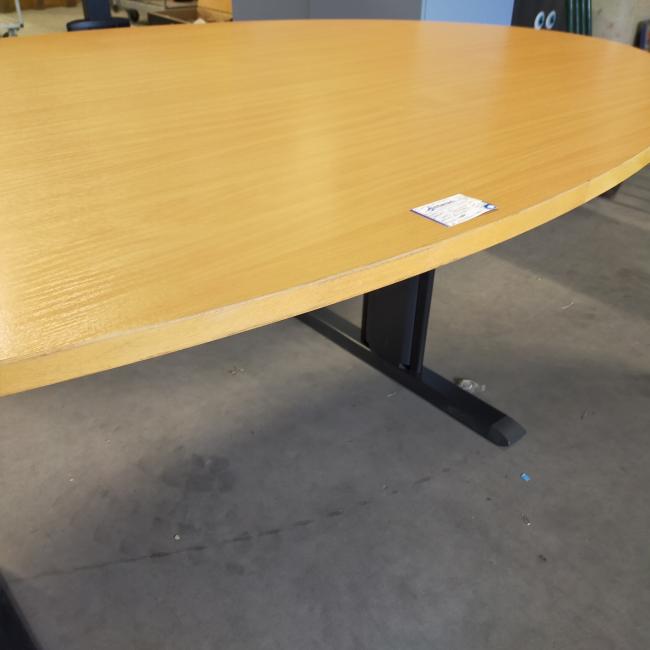  - Choreo antraciet metalen frame ihv met schroeven demontabel met ovaal beuken kleur houten blad (6)