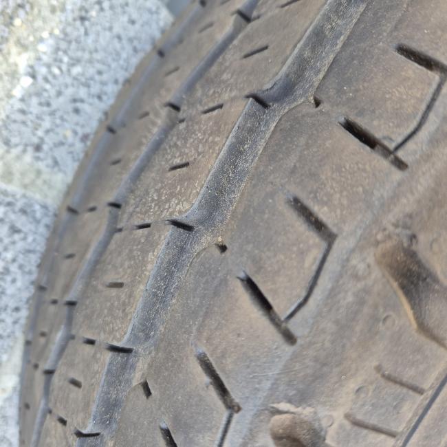  - 3x continental vancoCamper  215-70-R15 CP  109R   7-9 mm (8)