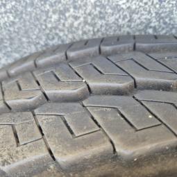  - 3x continental vancoCamper  215-70-R15 CP  109R   7-9 mm (10)