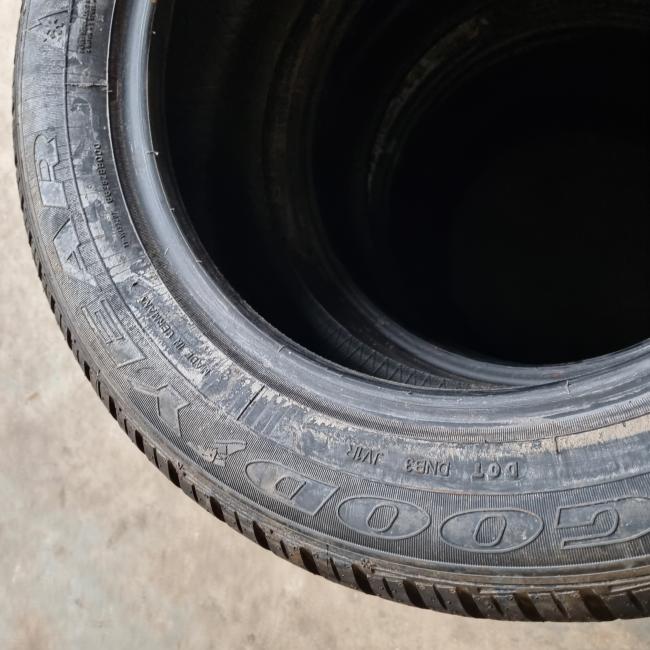  - 4x goodyear winterbanden 215-55-R16  93 H  (3)