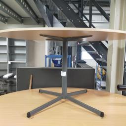  - klein ovaal houten blad licht beuken kleur en antraciet stalen poot (28)