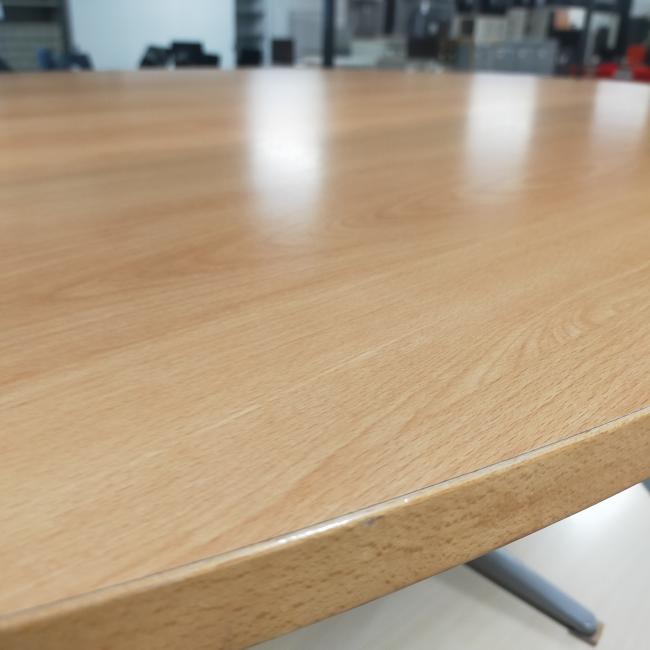  - ovale tafel ahrend mehes beukenkleur hout 180x120 cm 1x (3)