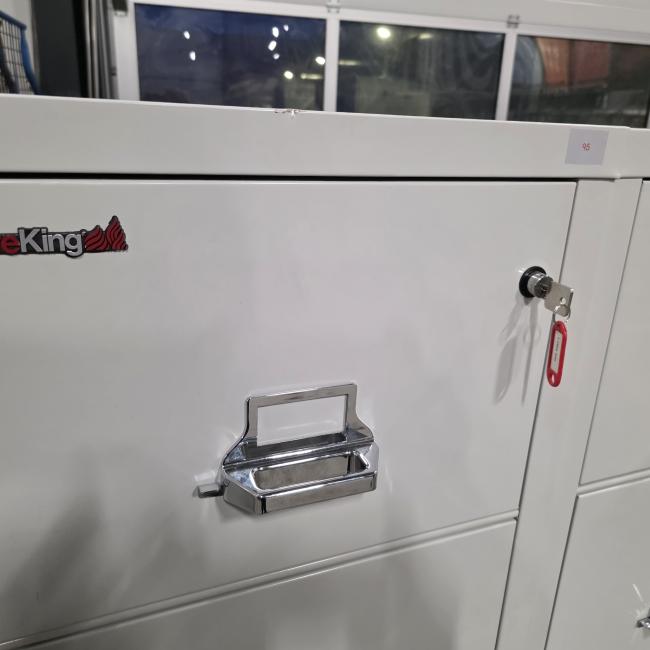  - 2X FIREKING BRANDWERENDE LADENKAST AFM 134X53X80 HXBXD BINNENMAAT LADE 25X39X66 HXBXD   (3)