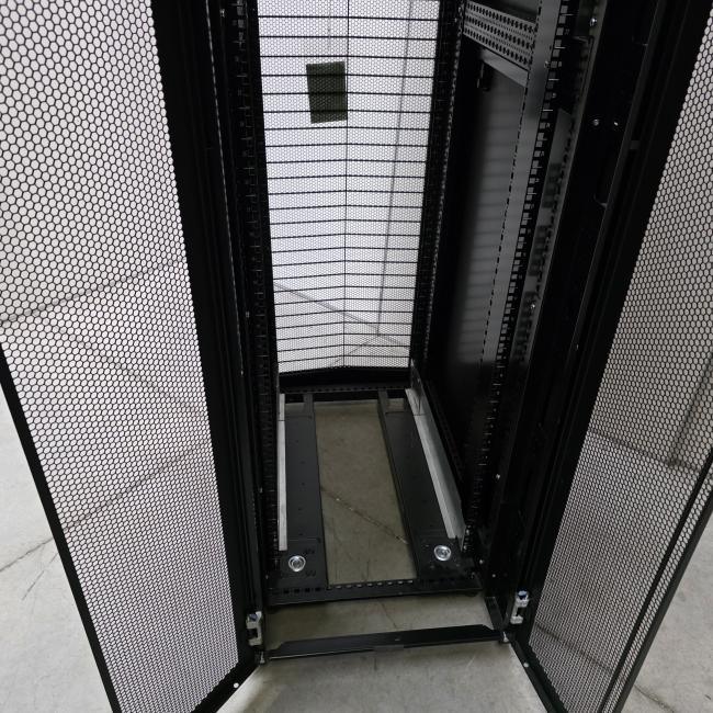  - dell patchkast afm 225x110x60 cm  (13)