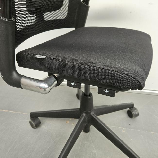  - 2026-02-04 12.04.40