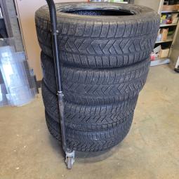  - 4x banden 215-65-r17 99H (2)