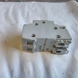  - HAGER HOOFDSCHAKELAAR  (2)