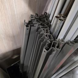  - 46x U-profiel afm 99x3x1,8  cm  (2)