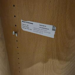  - 2x STEELCASE houten boekenkast afm 240x80x33,5 cm  (1)